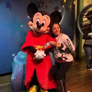 Meet your Posher, Chicas